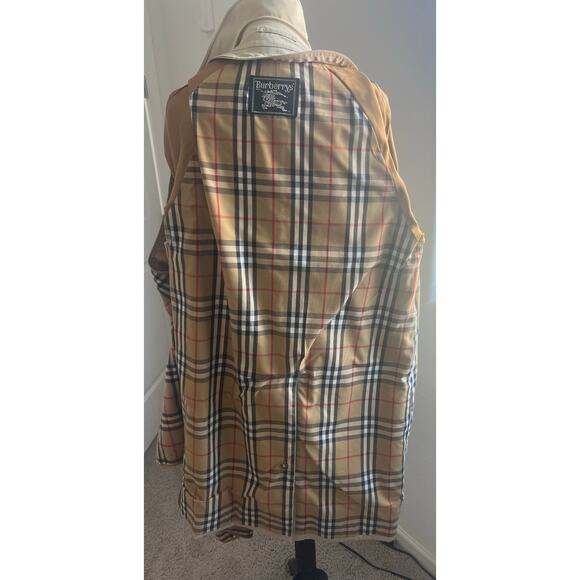 Burberry Camden Women’s Beige Removable Lining Water Resistant Trench Coat Sz XL - Picture 10 of 16